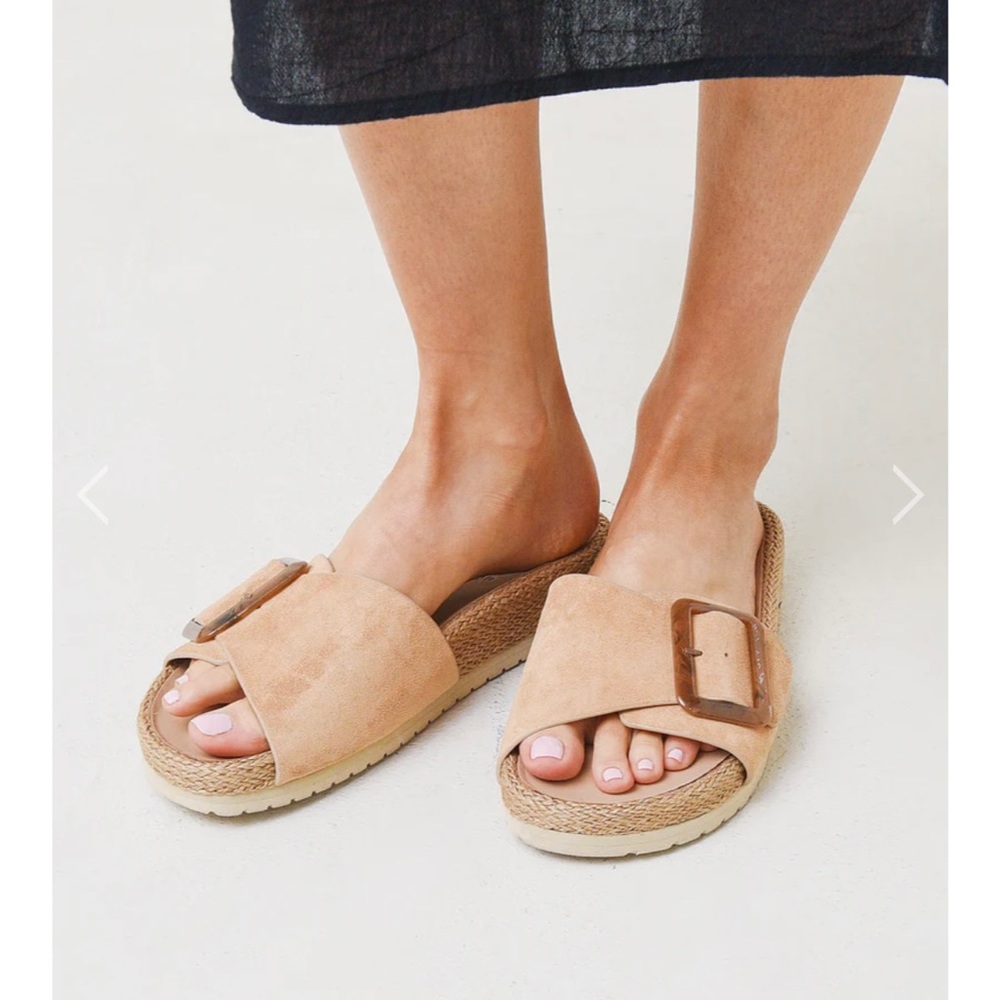 Vince Grant Suede Sandal